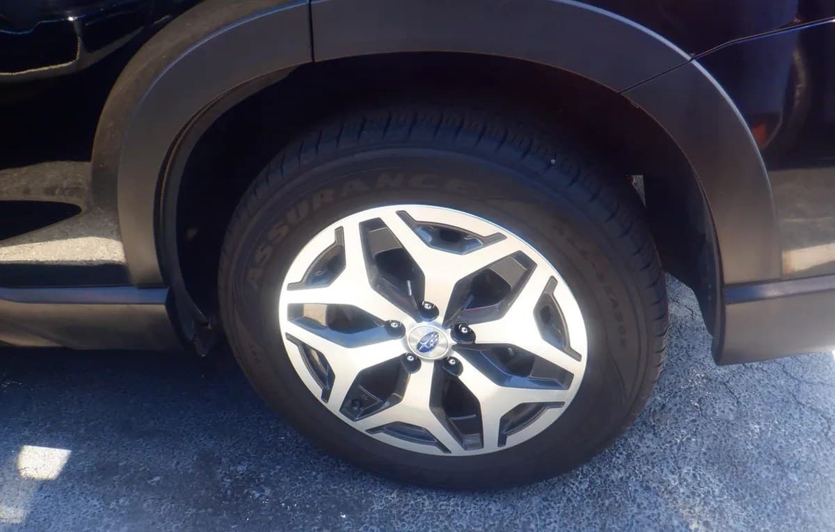 2023 SUBARU FORESTER Premium 7