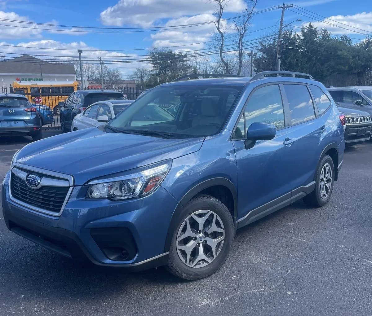 2019 SUBARU FORESTER Premium 2