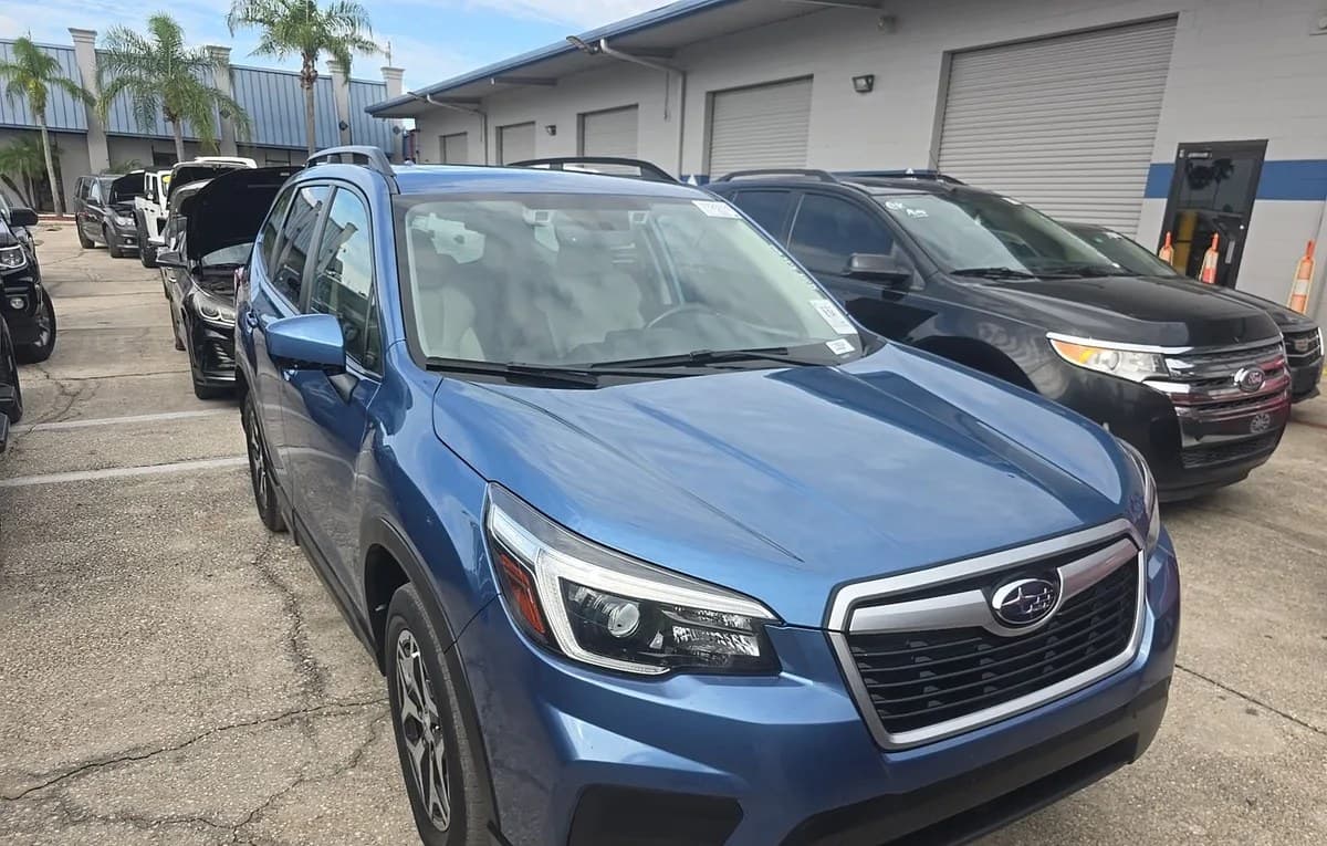 2021 SUBARU FORESTER Premium 4