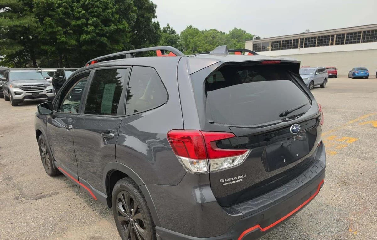 2021 SUBARU FORESTER Sport 3