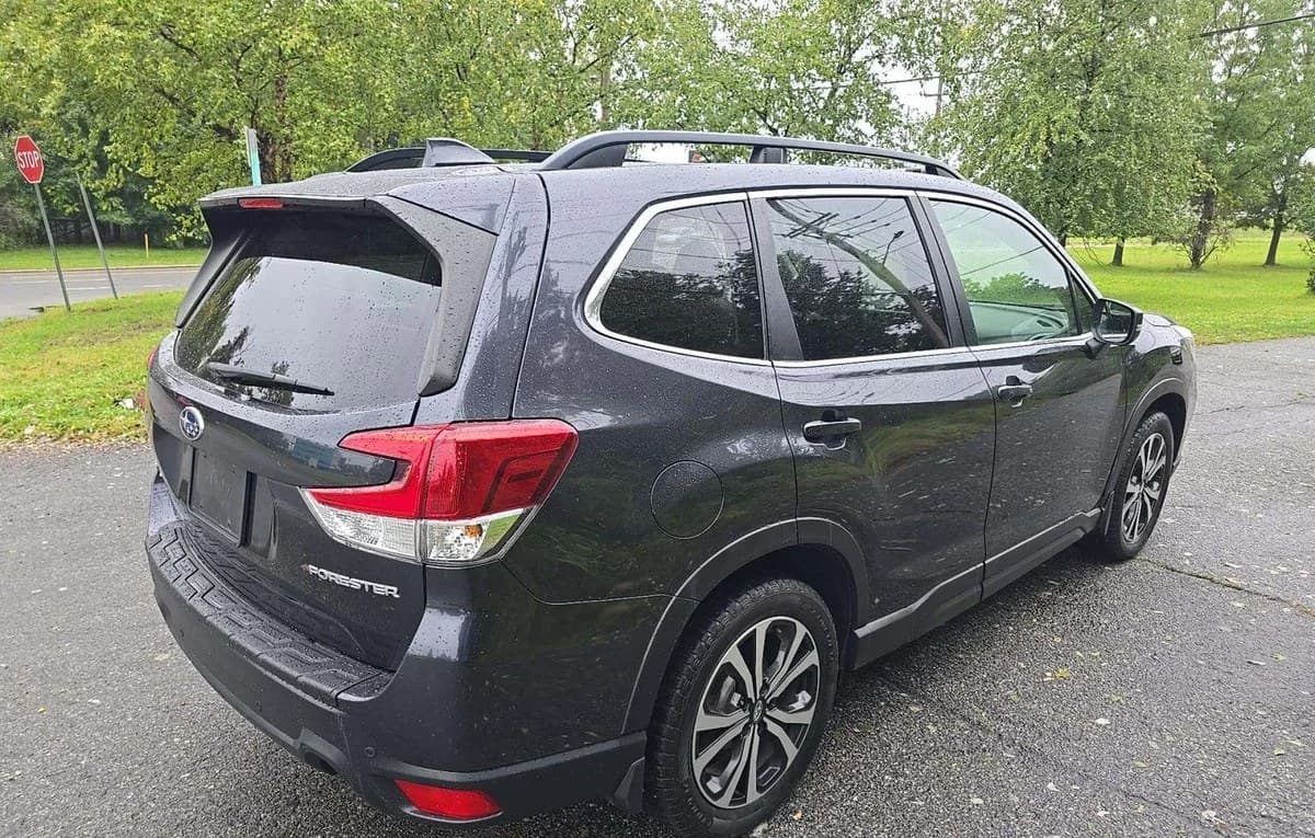 2019 SUBARU FORESTER LIMITED 4