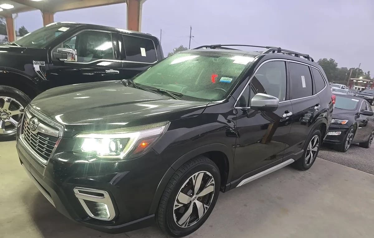 2019 SUBARU FORESTER Touring 2