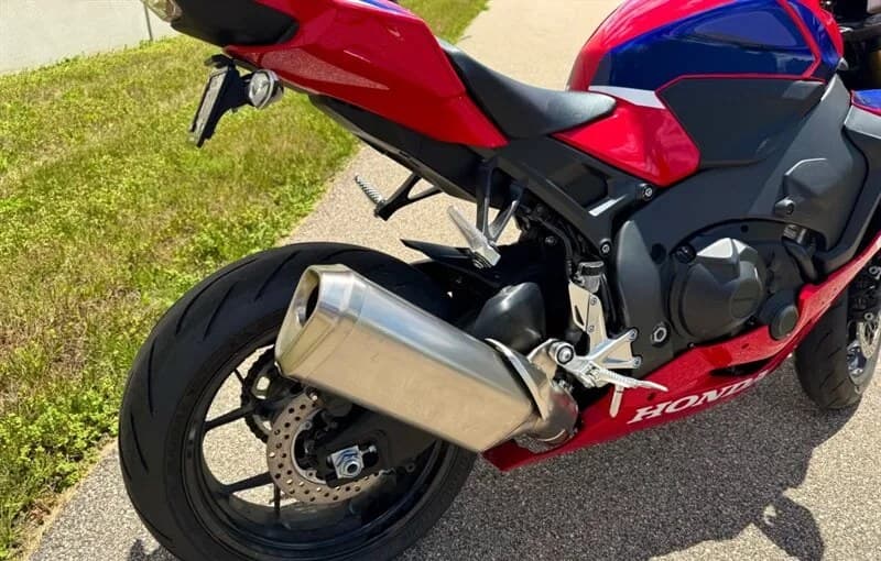 2022 HONDA CBR1000RR ABS 5