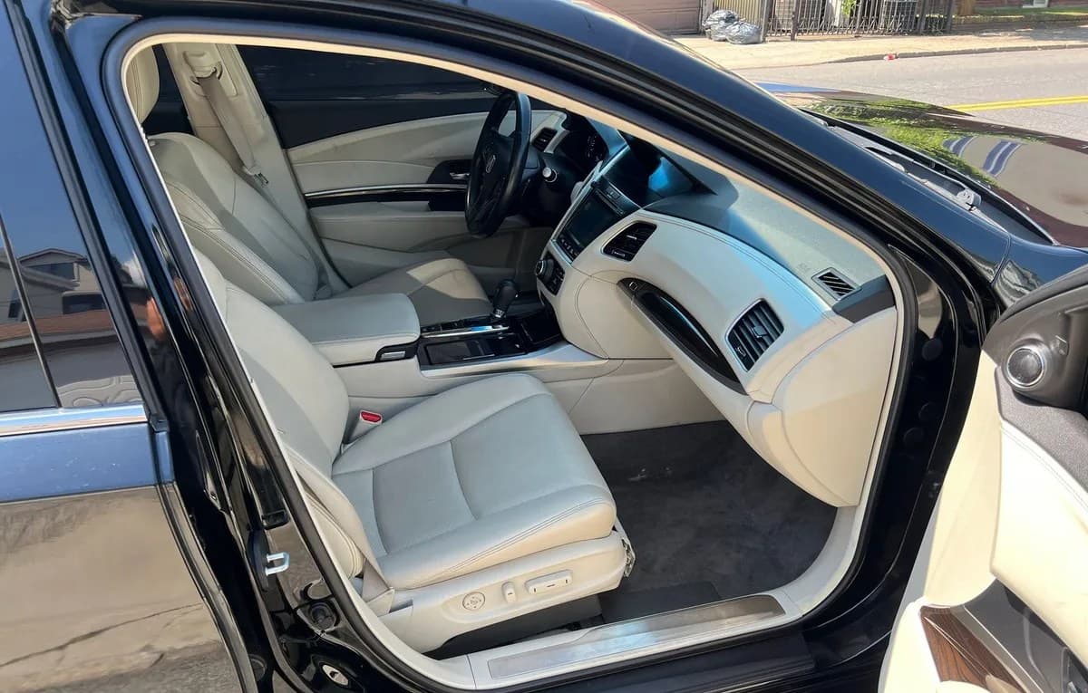 2017 ACURA RLX Base 7
