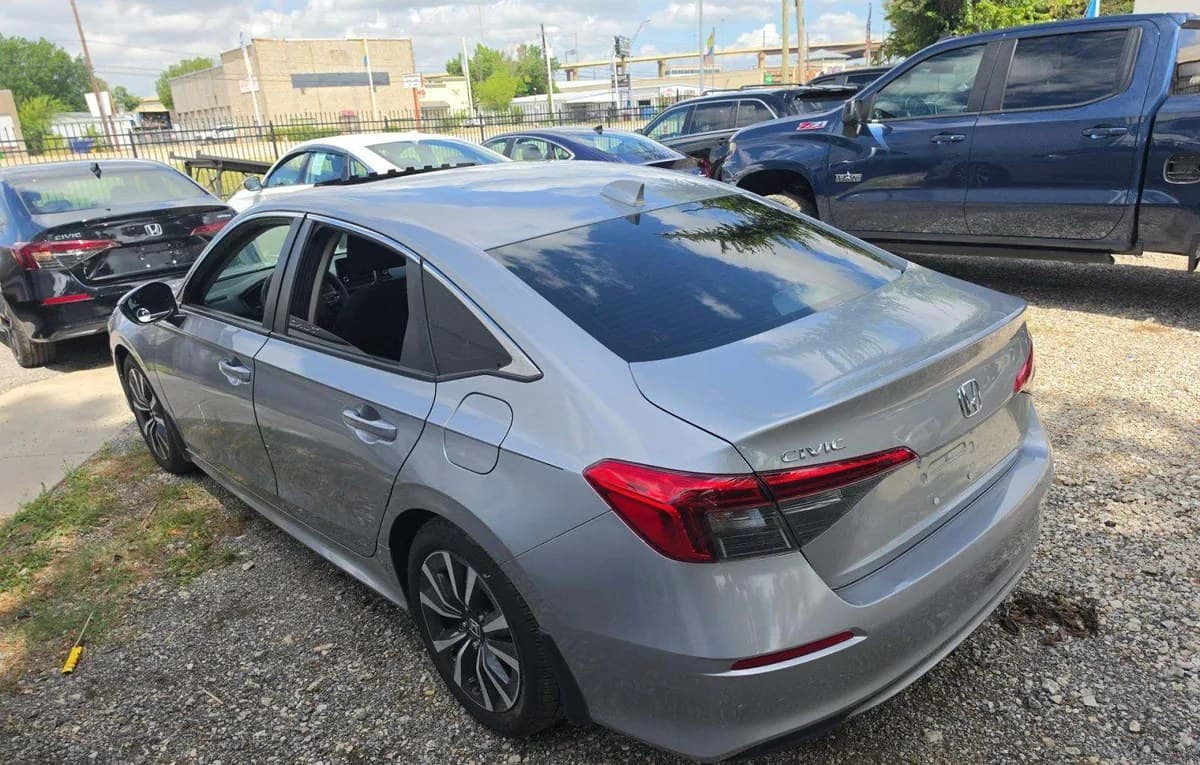 2022 HONDA CIVIC EX 3