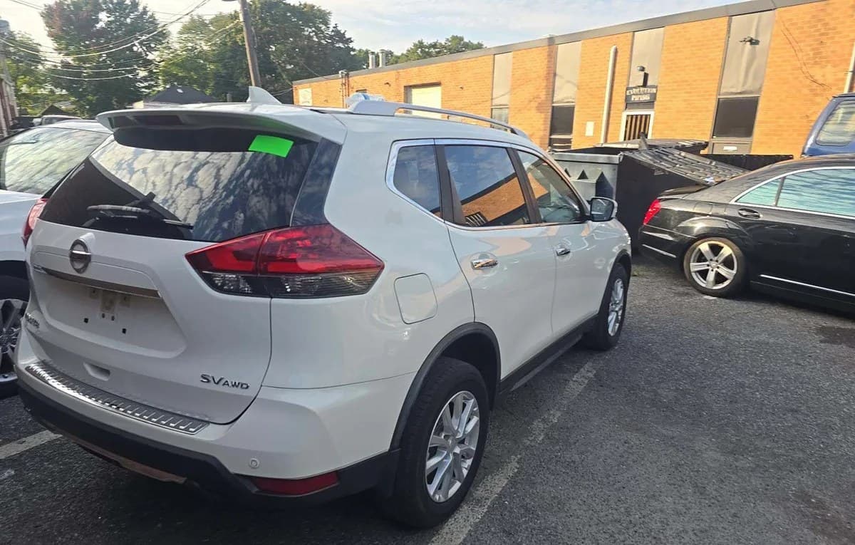 2020 NISSAN ROGUE SV 4