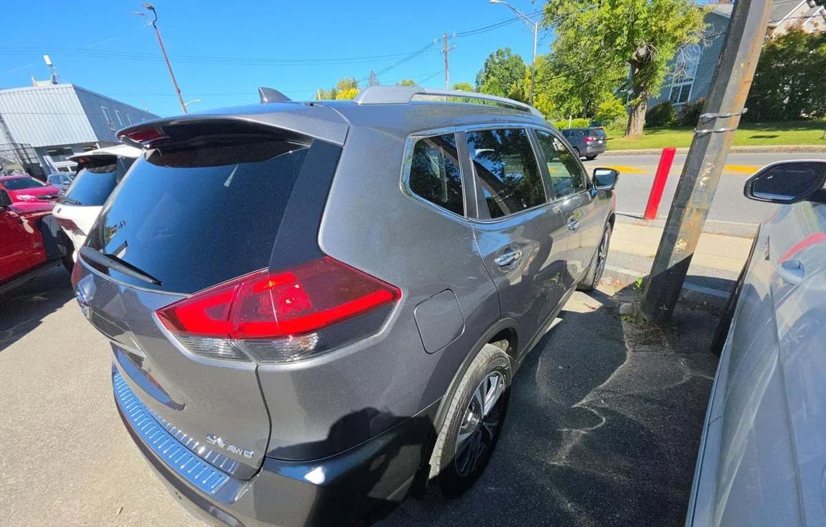 2019 NISSAN ROGUE SV 4