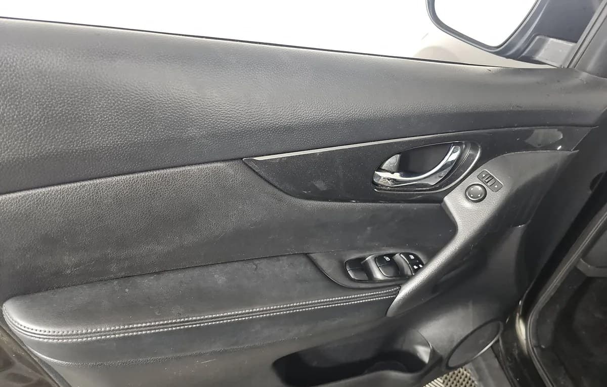 2017 NISSAN ROGUE SV 5