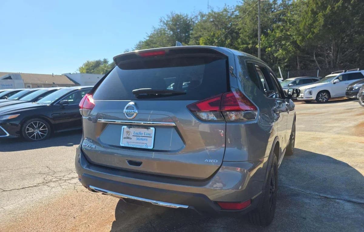 2017 NISSAN ROGUE S 4