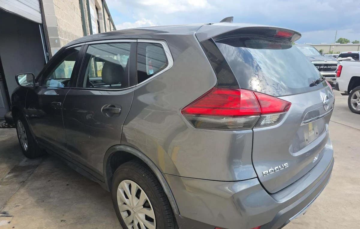2017 NISSAN ROGUE S 3