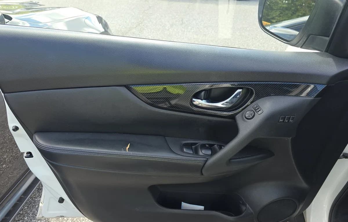 2017 NISSAN ROGUE SL 5