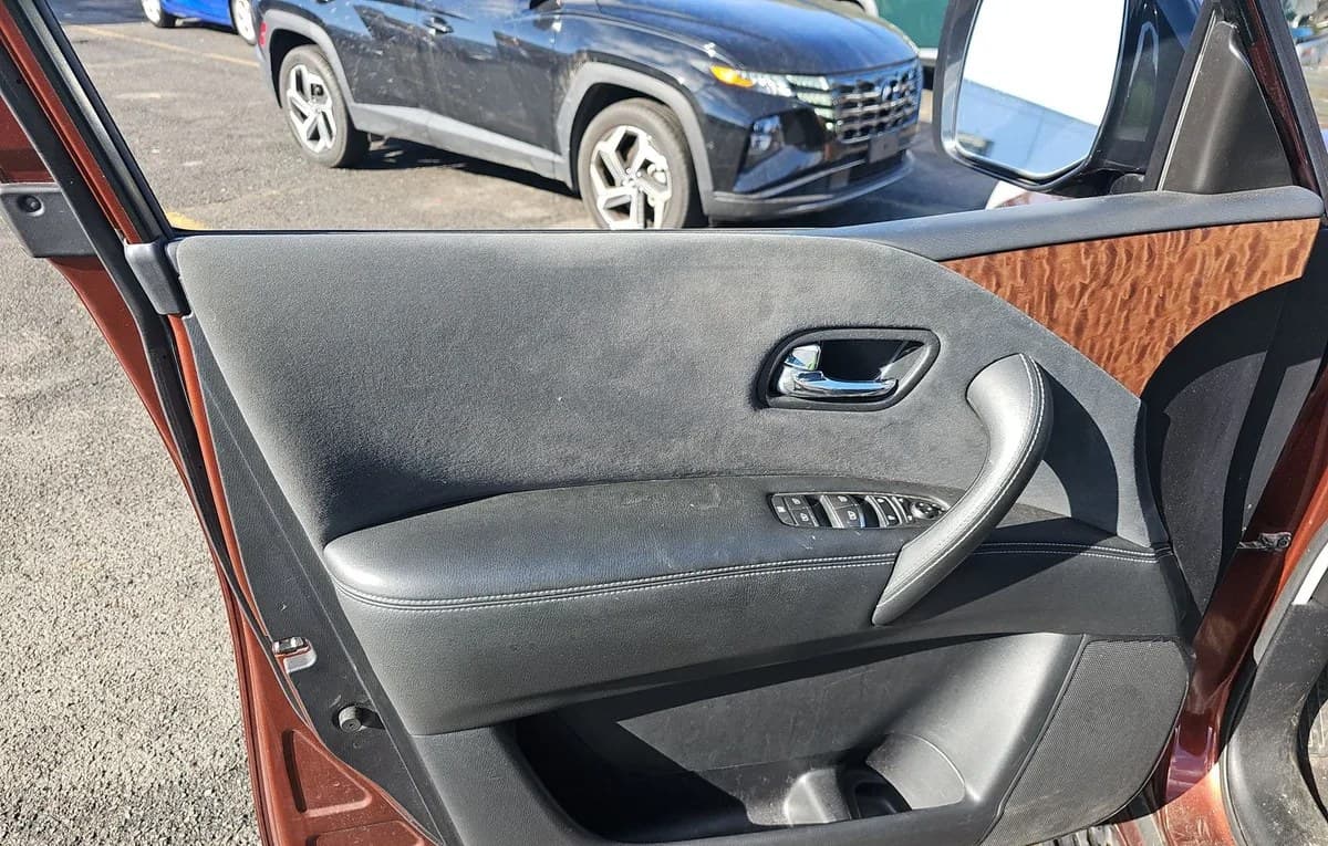 2017 NISSAN ARMADA SV 5