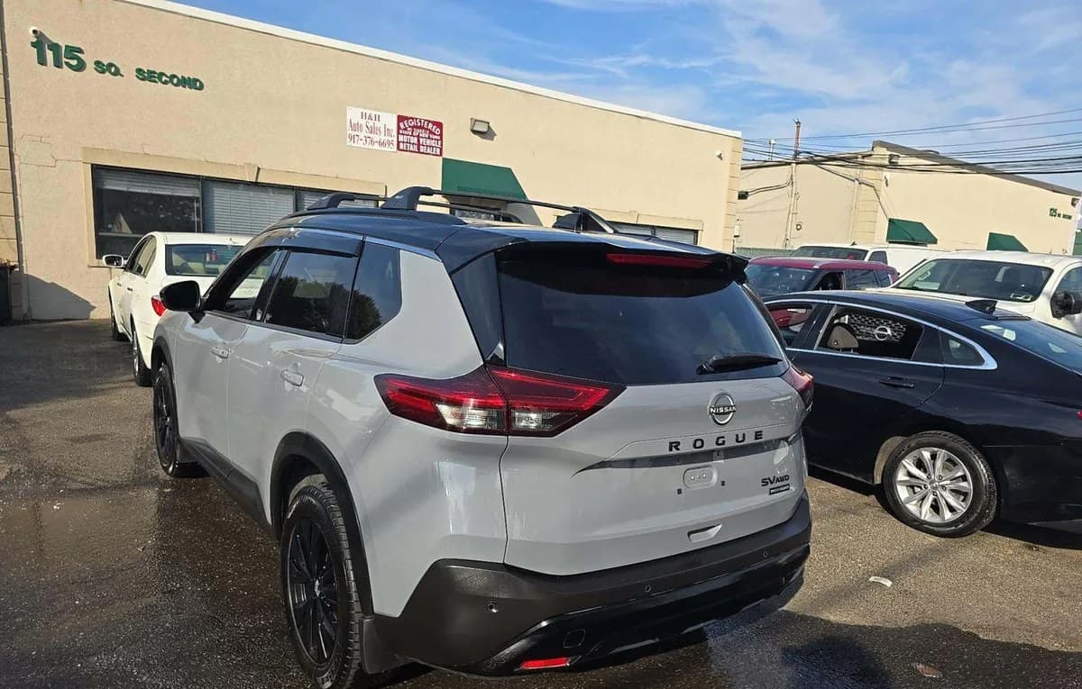 2023 NISSAN ROGUE SV 3