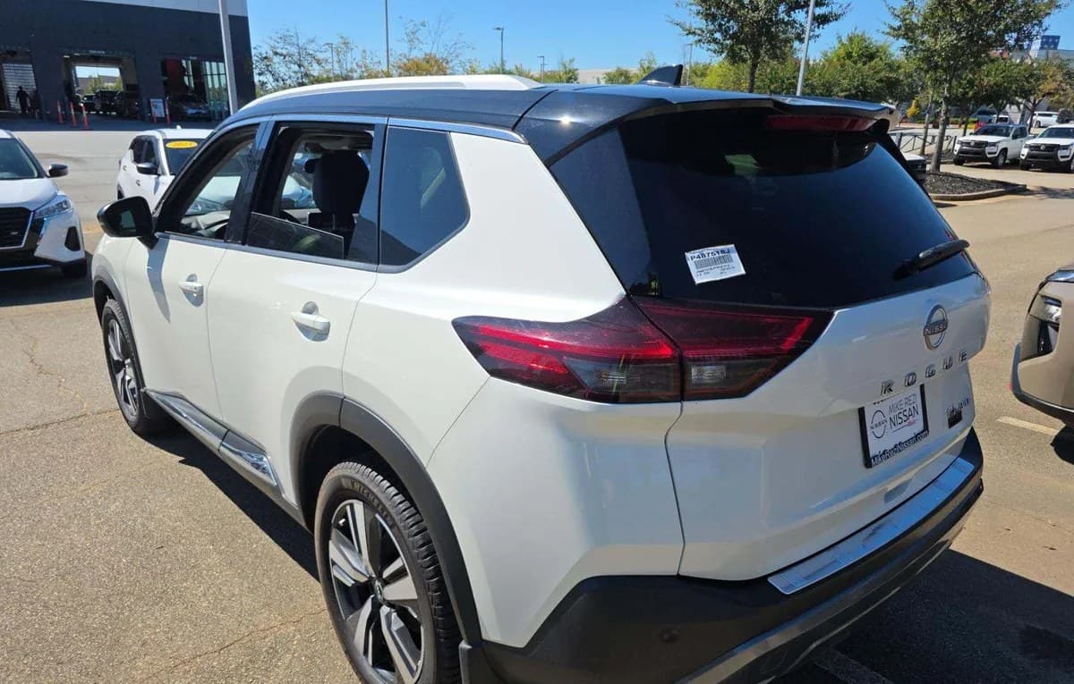 2023 NISSAN ROGUE SL 3