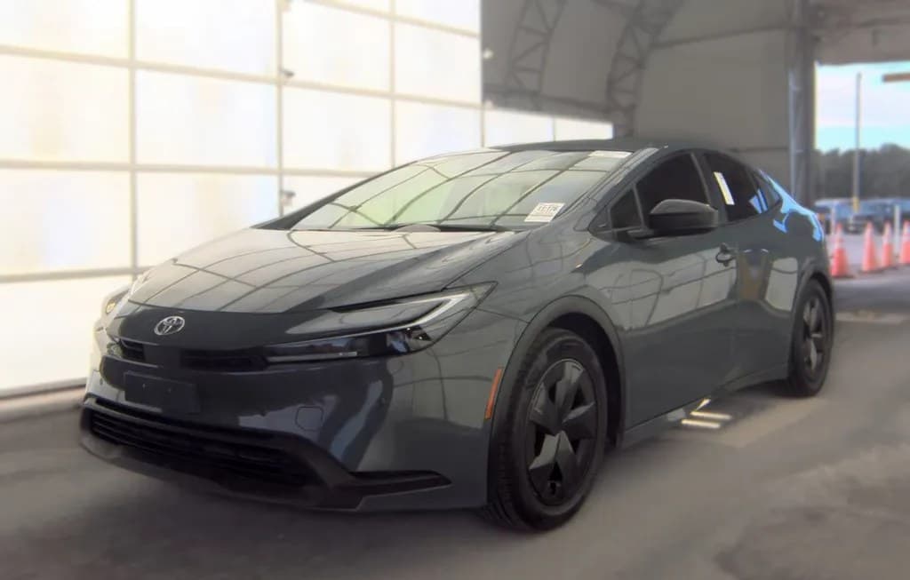 2024 TOYOTA PRIUS LE