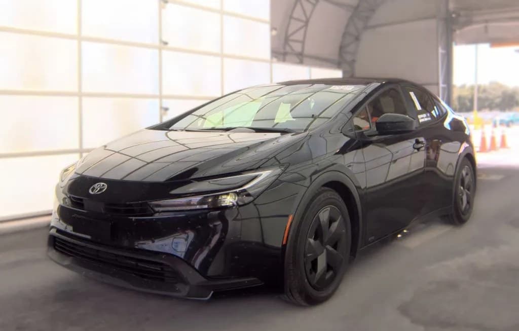 2025 TOYOTA PRIUS LE
