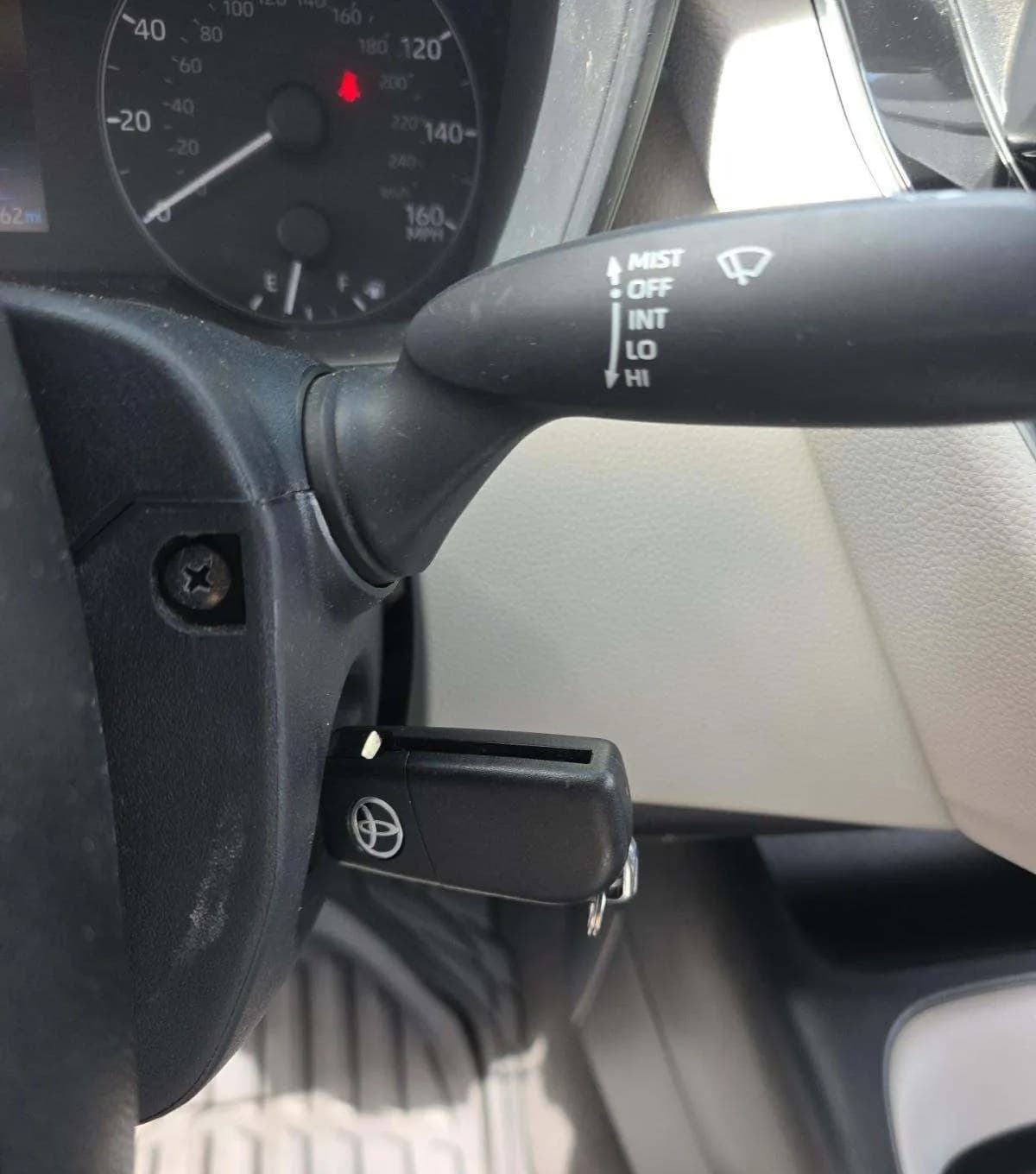 2023 TOYOTA COROLLA LE 5