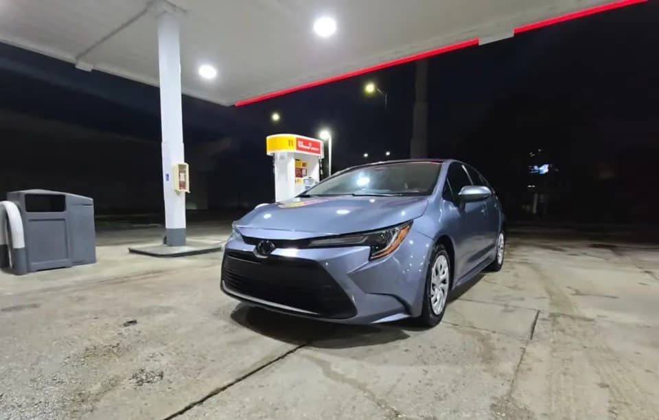 2023 TOYOTA COROLLA LE 2