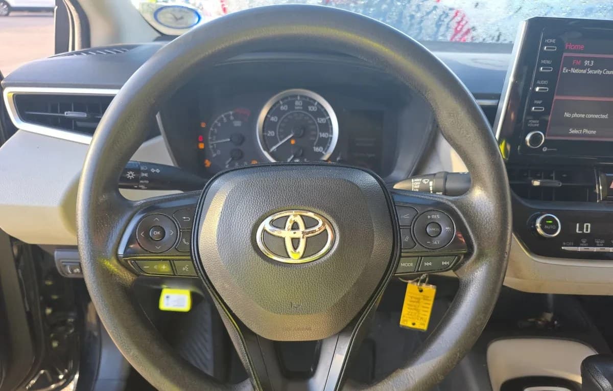 2021 TOYOTA COROLLA LE 6