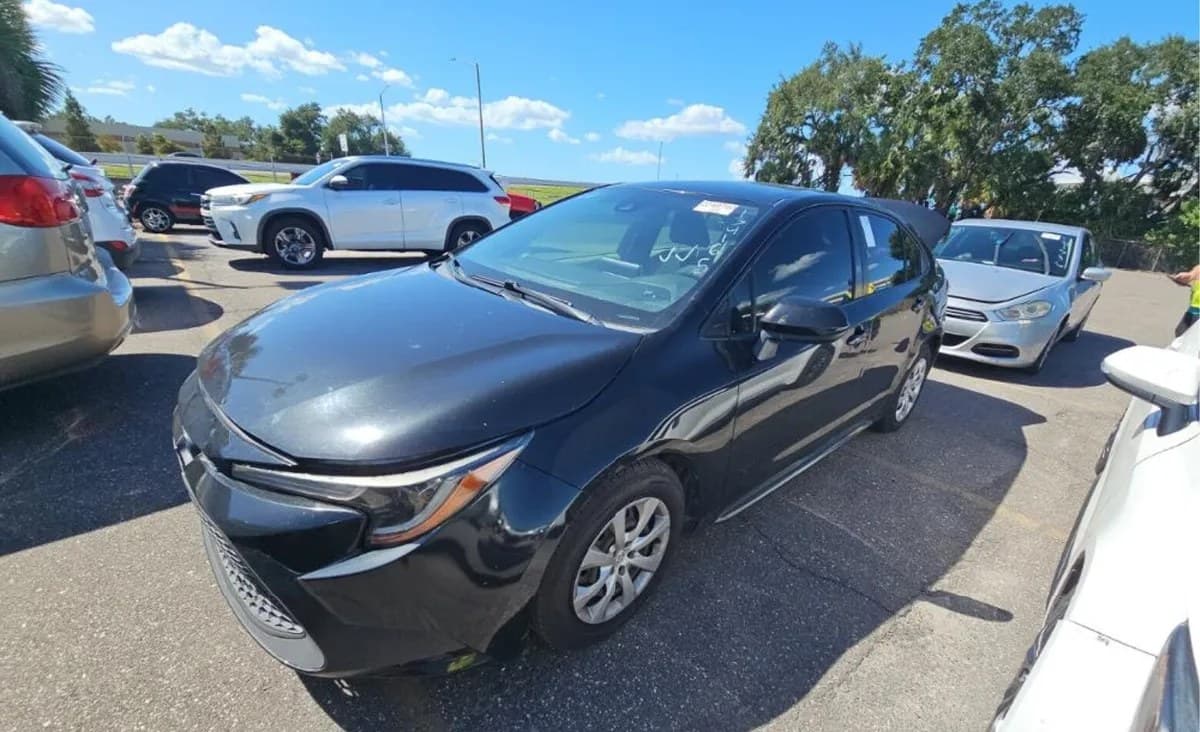 2021 TOYOTA COROLLA LE 2