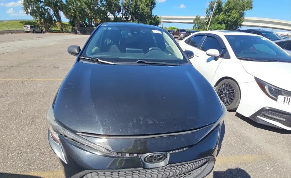 2021 TOYOTA COROLLA LE 4