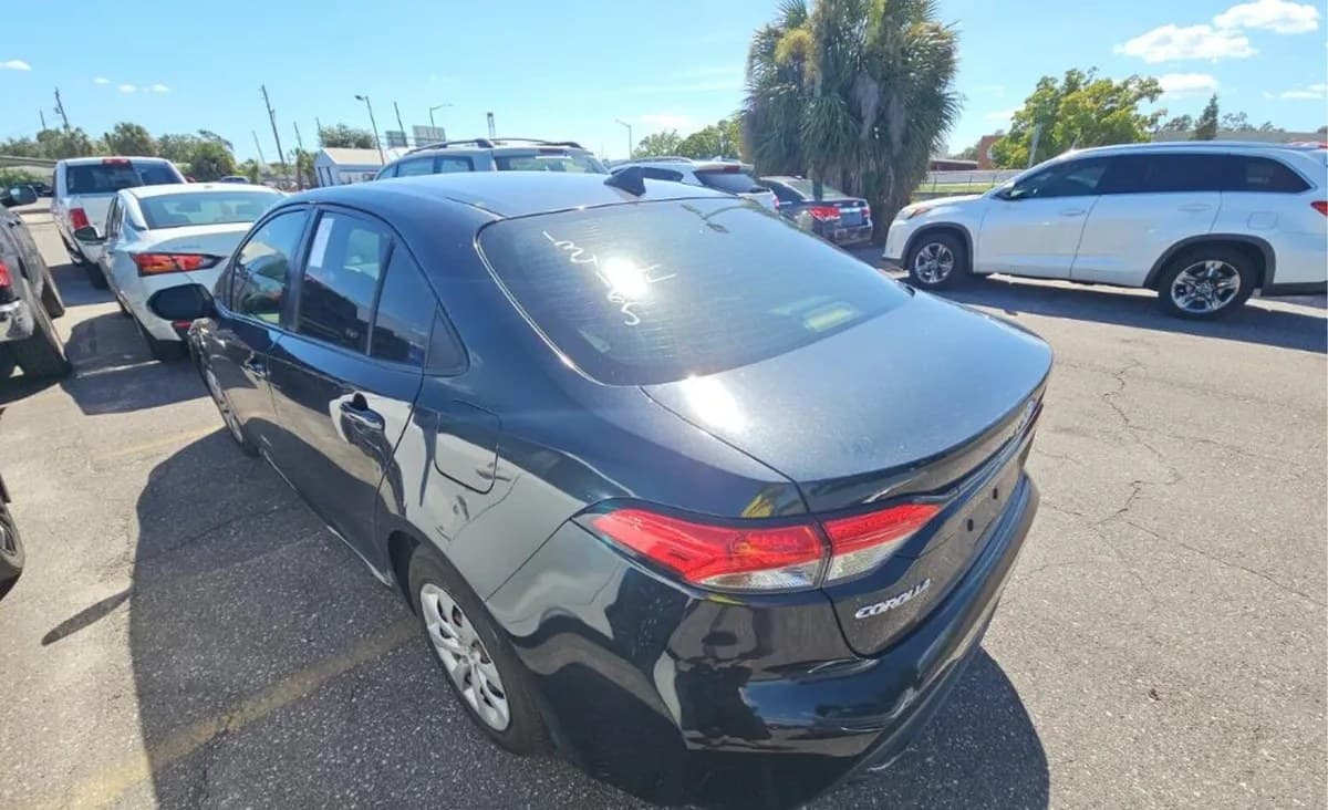 2021 TOYOTA COROLLA LE 5