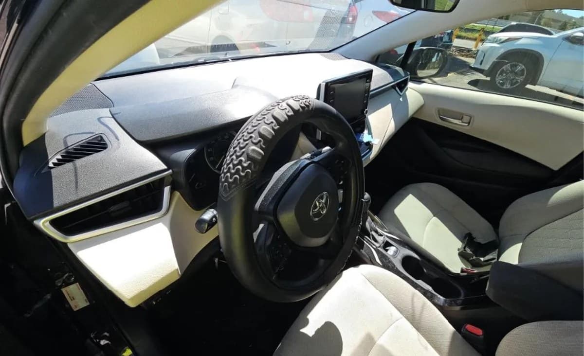 2021 TOYOTA COROLLA LE 7