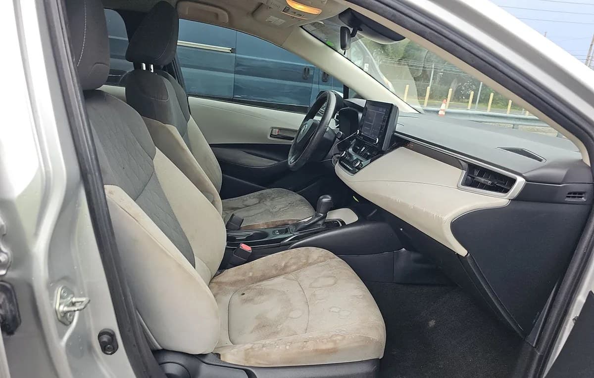 2022 TOYOTA COROLLA LE 5