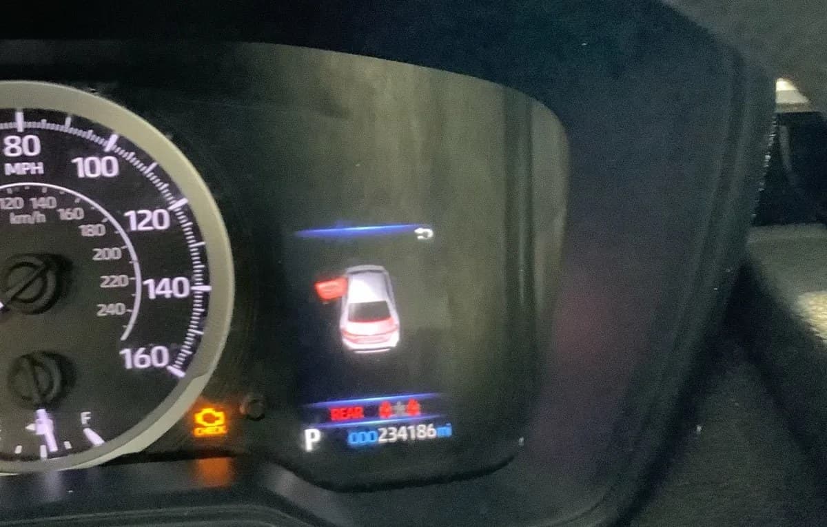 2021 TOYOTA COROLLA LE 6