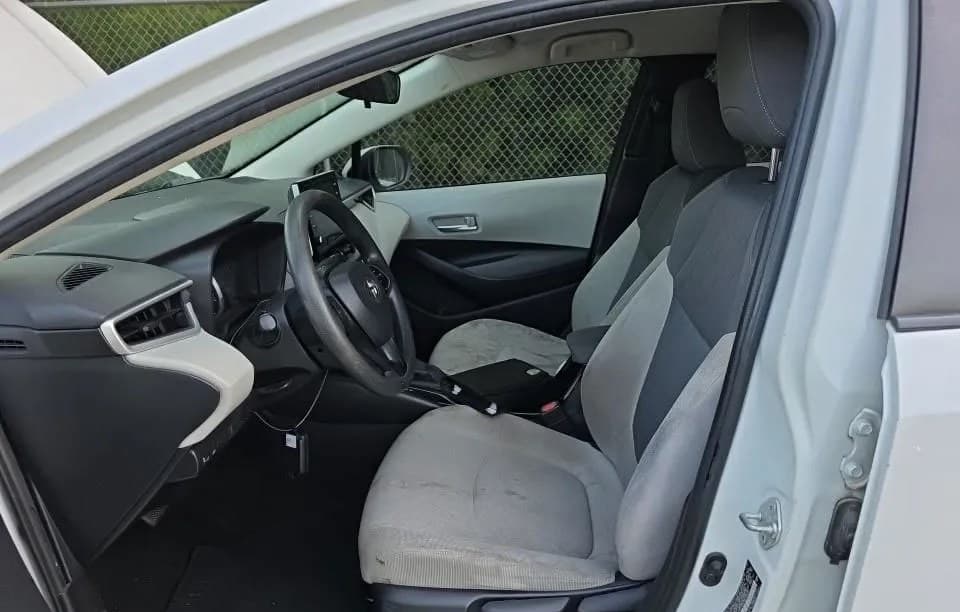 2021 TOYOTA COROLLA LE 6