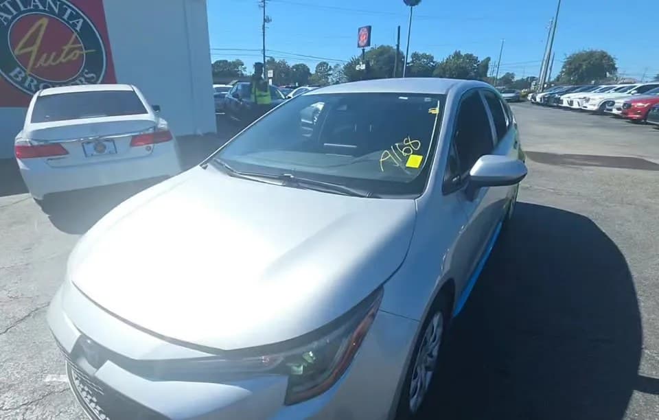 2022 TOYOTA COROLLA LE SEDAN 2
