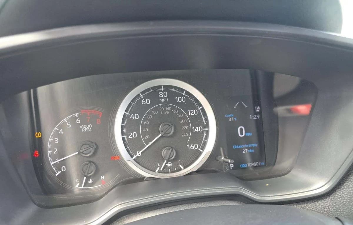 2020 TOYOTA COROLLA LE 6
