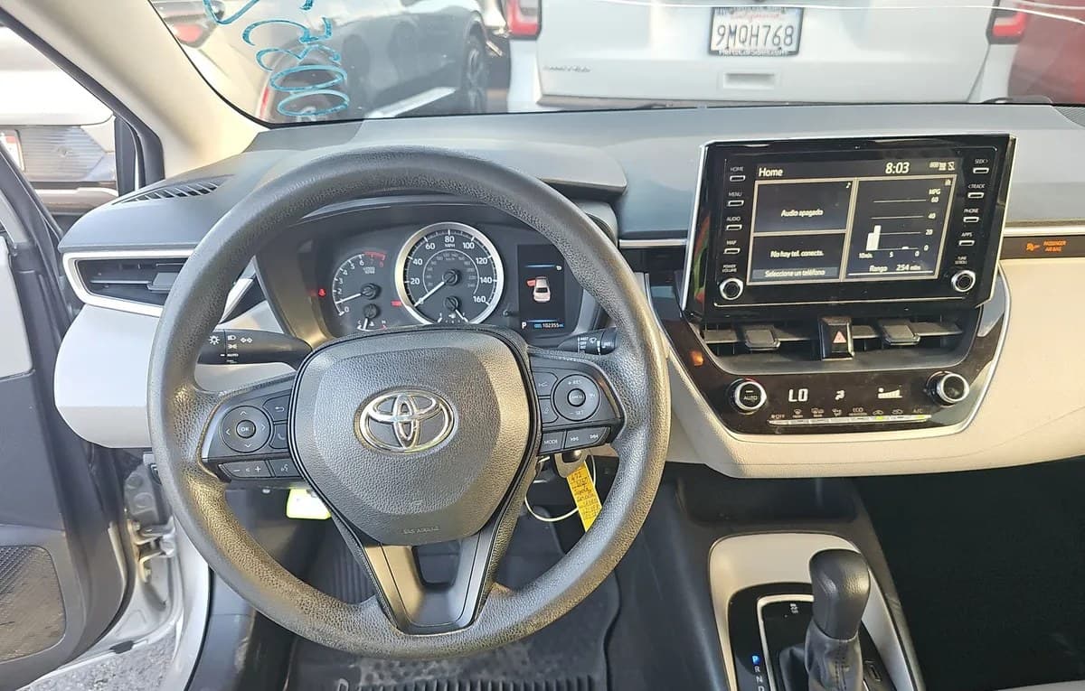 2020 TOYOTA COROLLA LE 7
