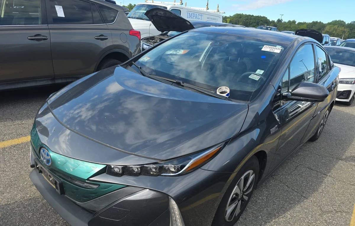 2017 TOYOTA PRIUS PRIME Plus 2