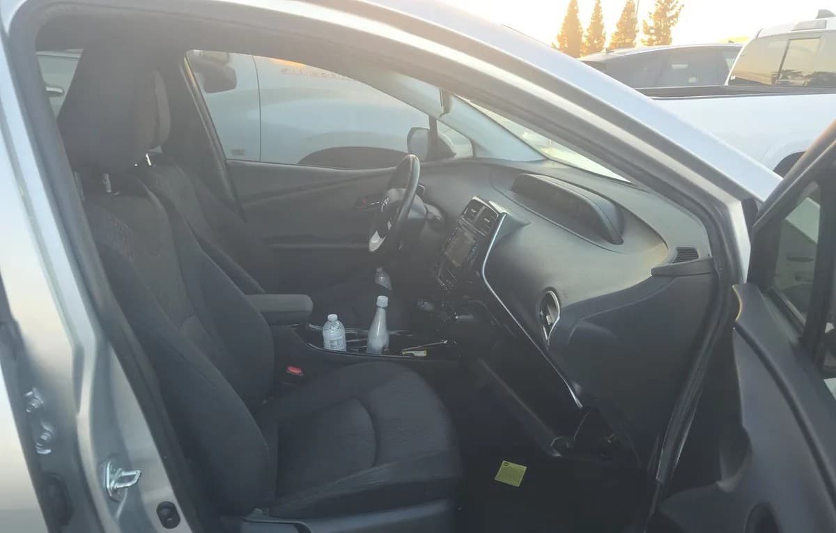 2018 TOYOTA PRIUS PRIME Plus 5