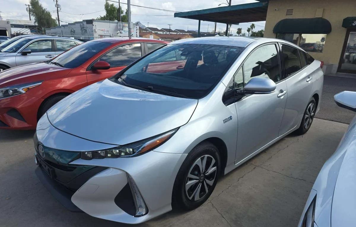 2018 TOYOTA PRIUS PRIME Plus 2