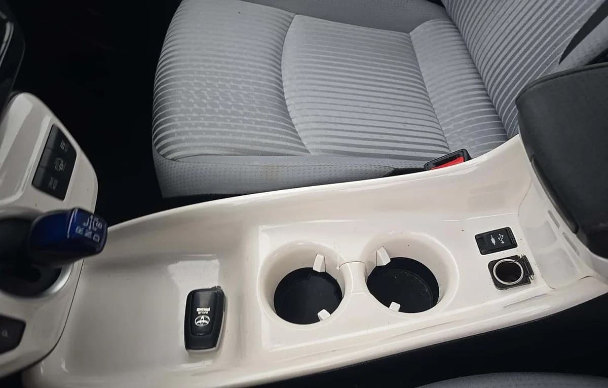 2017 TOYOTA PRIUS PRIME PLUS 5