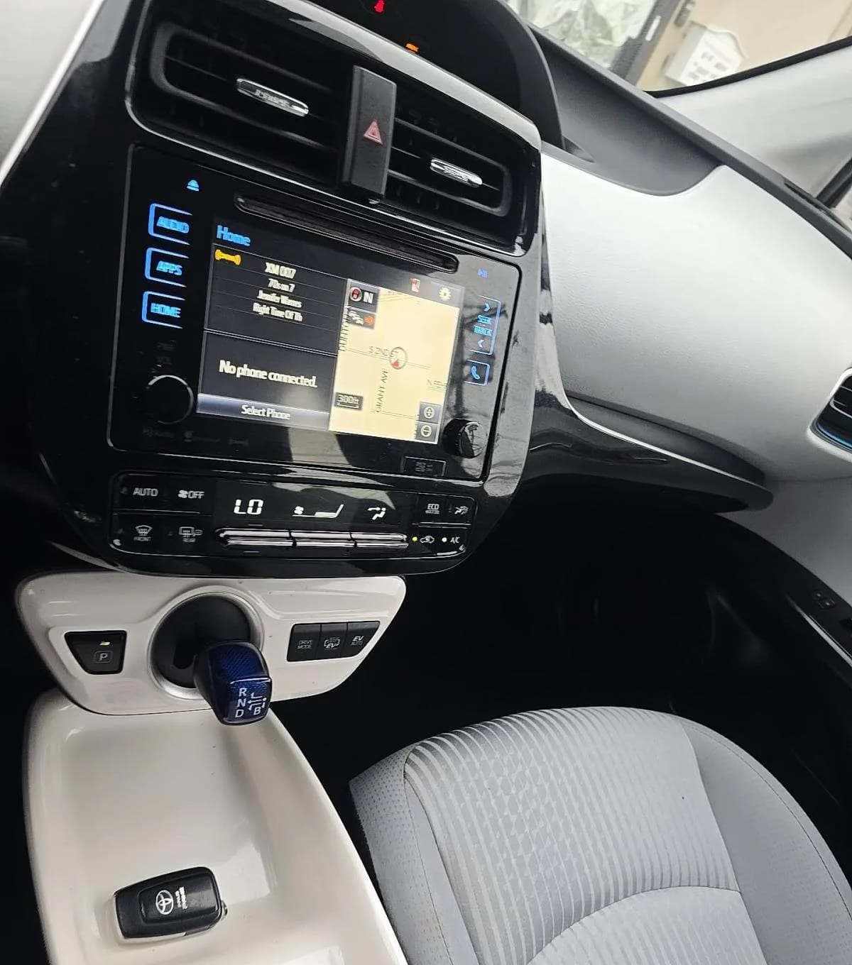 2017 TOYOTA PRIUS PRIME PLUS 7
