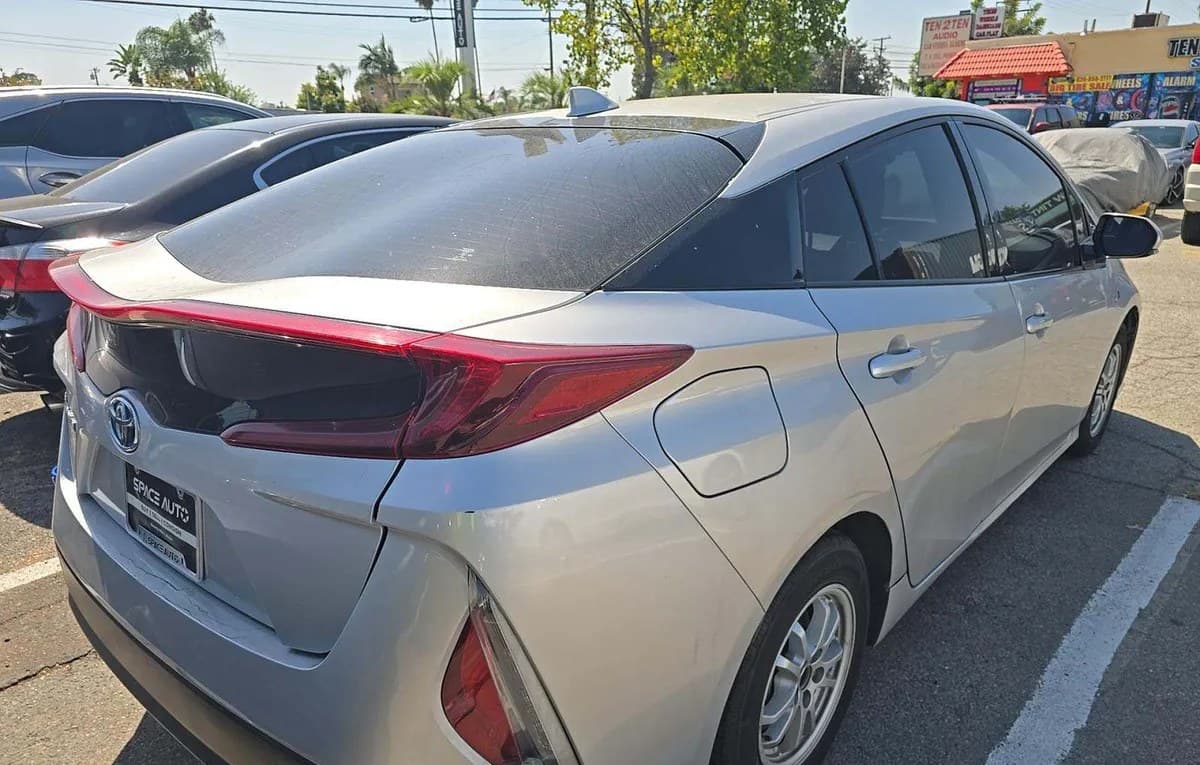 2019 TOYOTA PRIUS PRIME Plus 4