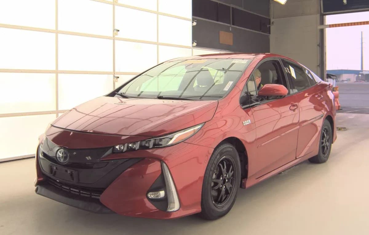 2017 TOYOTA PRIUS PRIME Plus 2