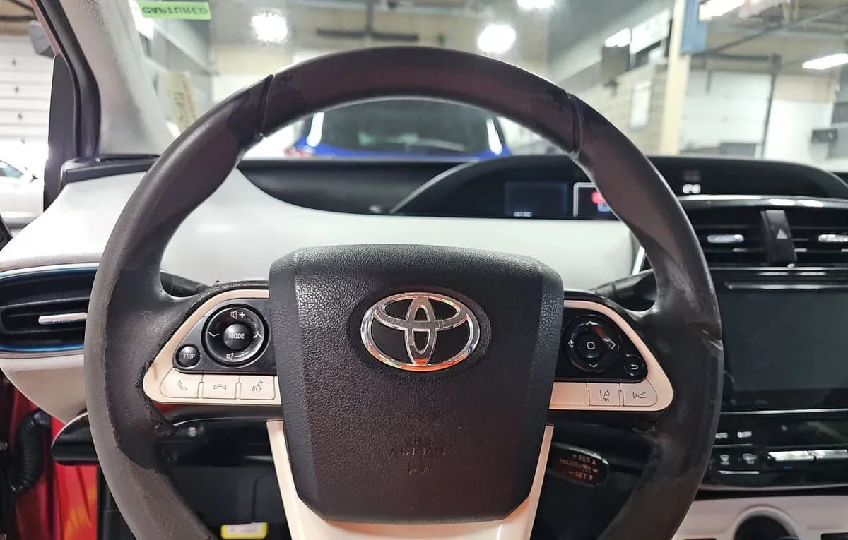 2017 TOYOTA PRIUS PRIME Plus 7