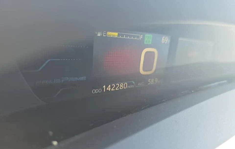 2017 TOYOTA PRIUS PRIME Plus 6