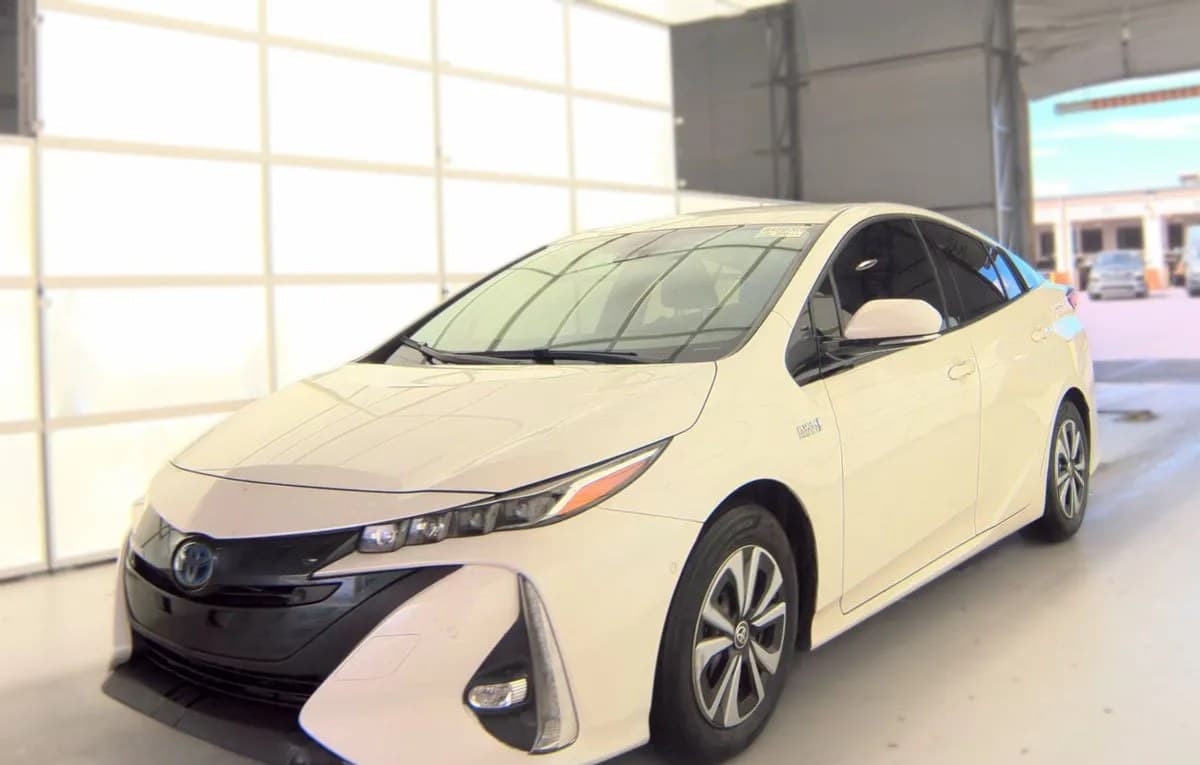 2017 TOYOTA PRIUS PRIME Advanced 2