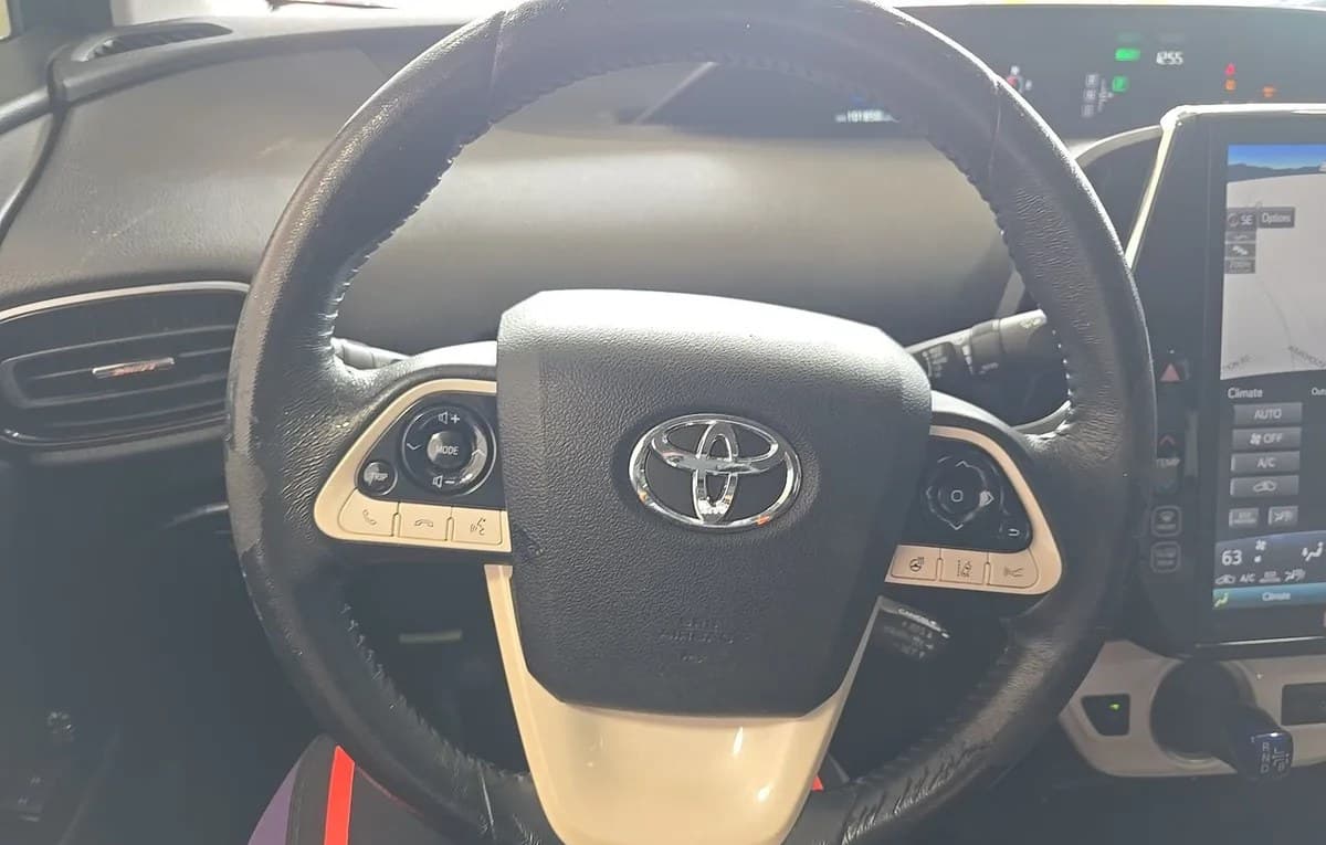 2017 TOYOTA PRIUS PRIME Advanced 7