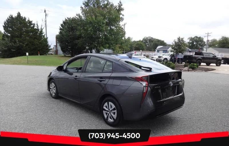 2017 TOYOTA PRIUS Four 2