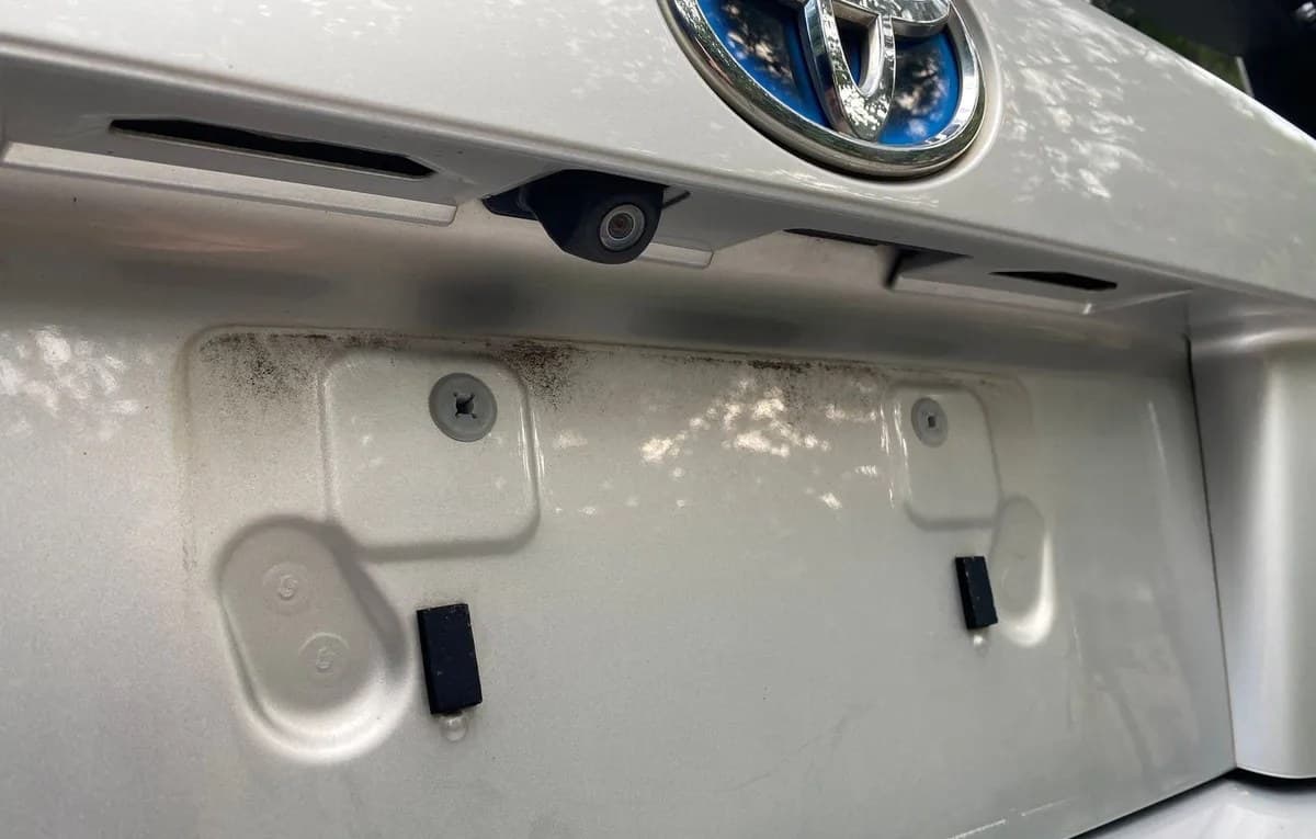 2017 TOYOTA PRIUS Two 5