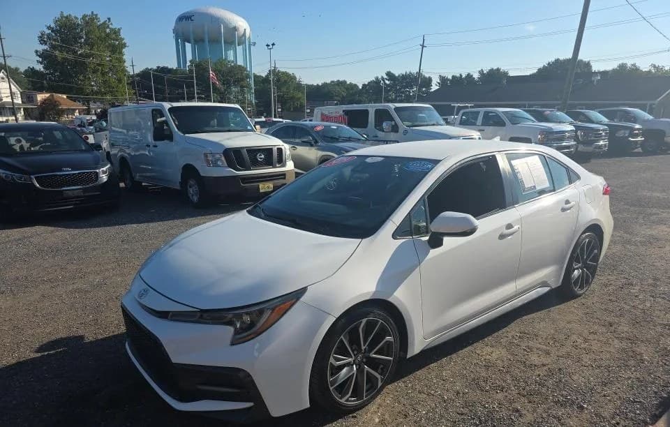 2021 TOYOTA COROLLA SE 2