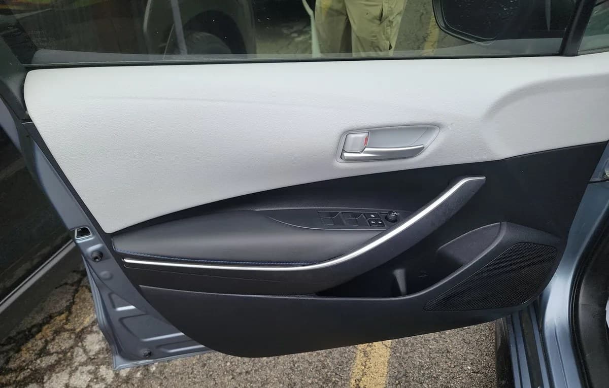 2021 TOYOTA COROLLA SE 6