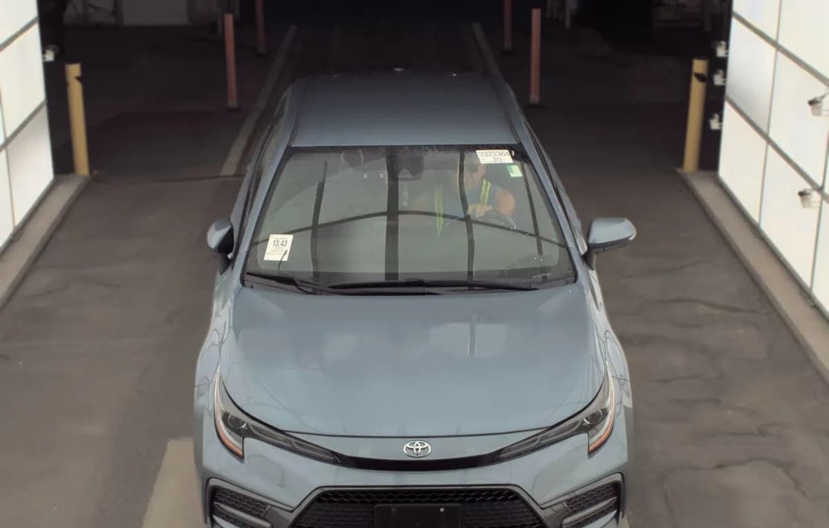 2020 TOYOTA COROLLA SE 3