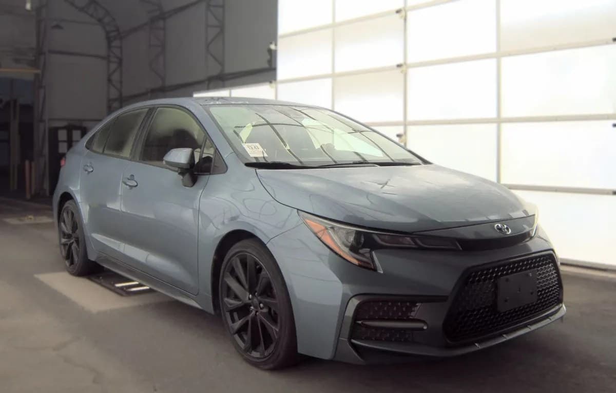 2020 TOYOTA COROLLA SE 4